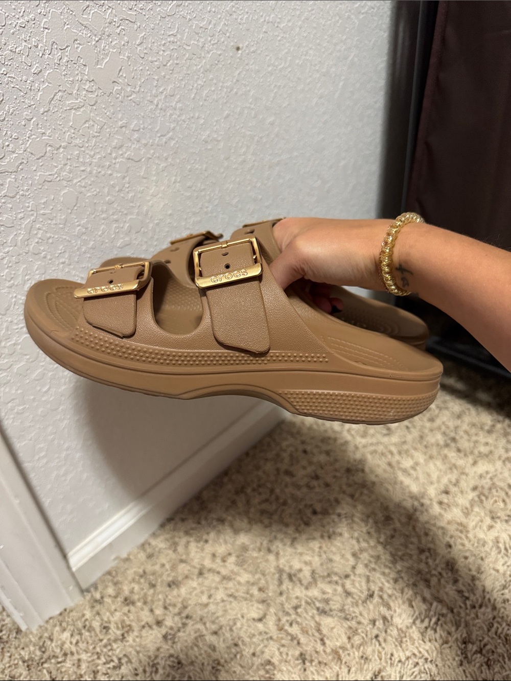 Crocs Saturday Metallic Buckle Sandal - Picture 2 of 4